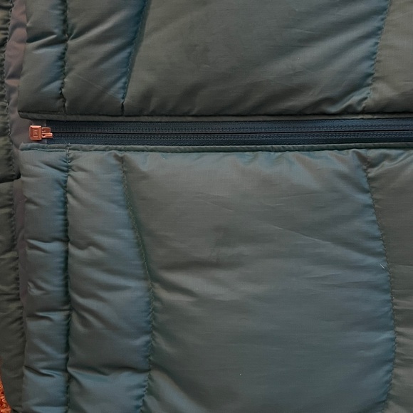 Mountain Hardwear Down Puffer Jacket - Picture 5 of 5